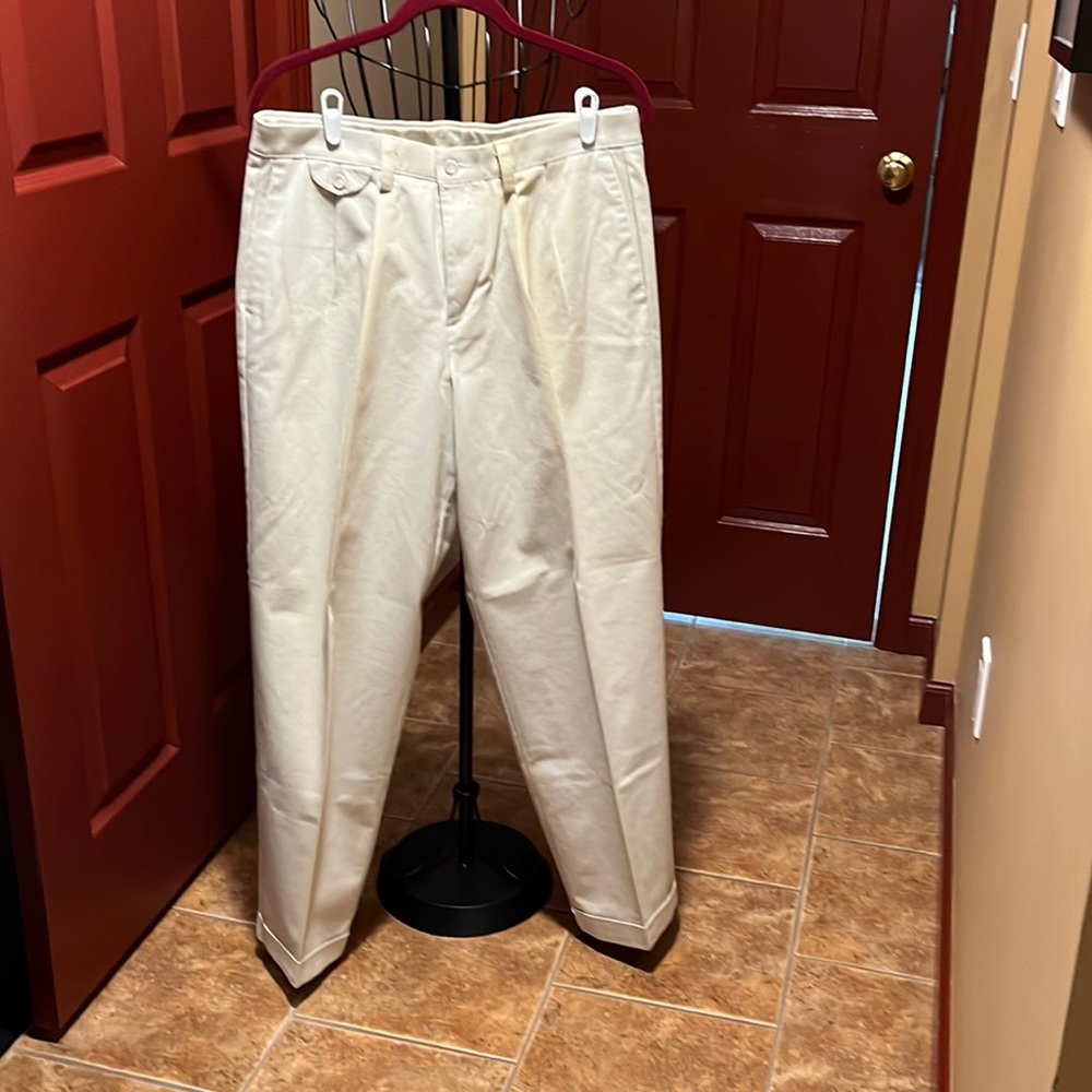 Dockers - Individual Fit